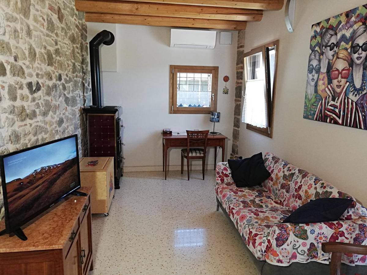 Foto 5 von 42: Two-Bedroom House with Private Garden