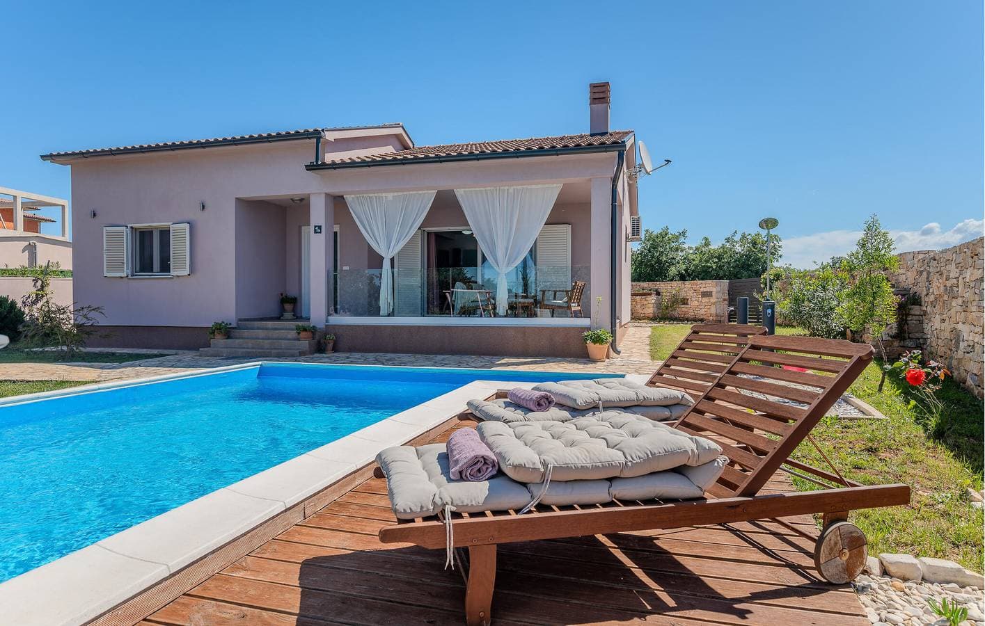 Foto 13 von 39: Reizendes Apartment mit einem Schlafzimmer und Pool in der Nähe des Stadtzentrums von Vodnjan