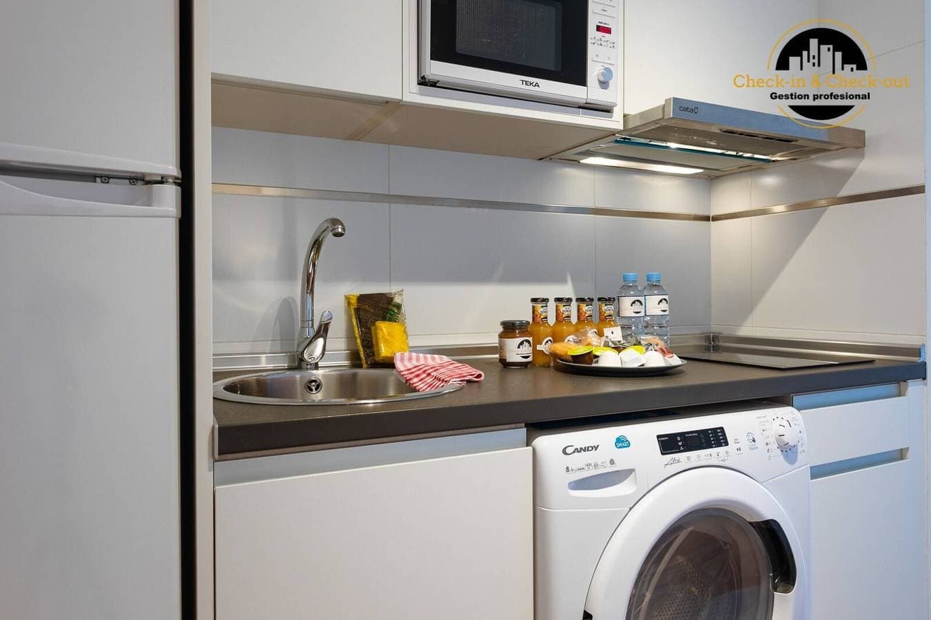 Foto 5 von 17: Apartment La Rosaleda mit Balkon, WLAN und Klimaanlage