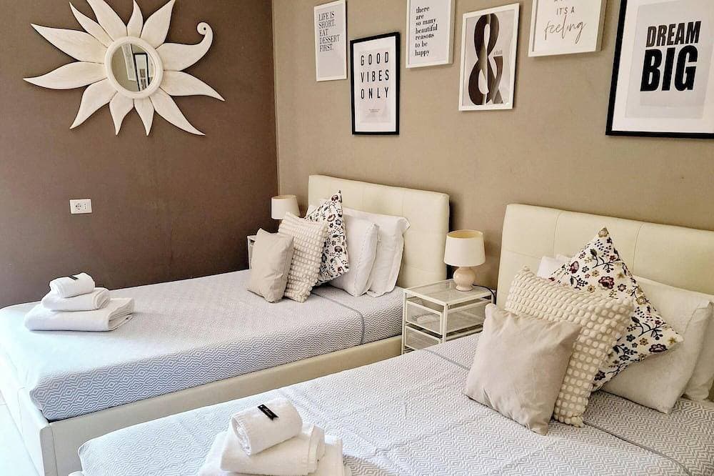 Beautiful apartment recently renovated and complete with everything 1