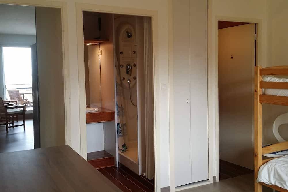 Foto 3 von 11: Neu: Schöne Ferienwohnung für 4 Personen am Strand, Super Meerblick