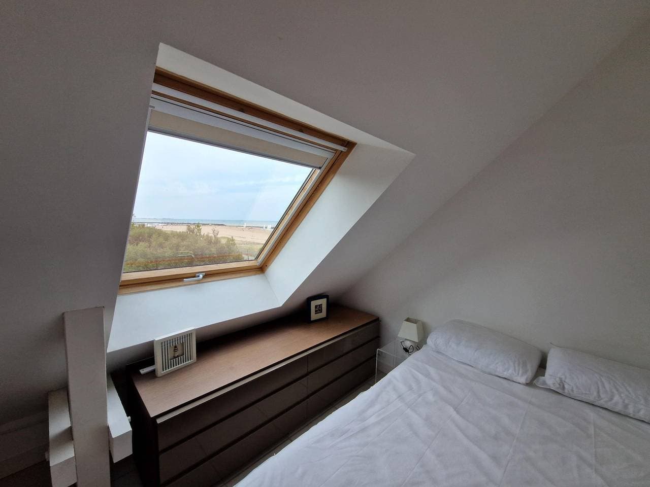 Foto 10 von 21: Schöne 2-Zimmer-Wohnung mit Balkon, WIFI und Parkplatz nahe am Strand