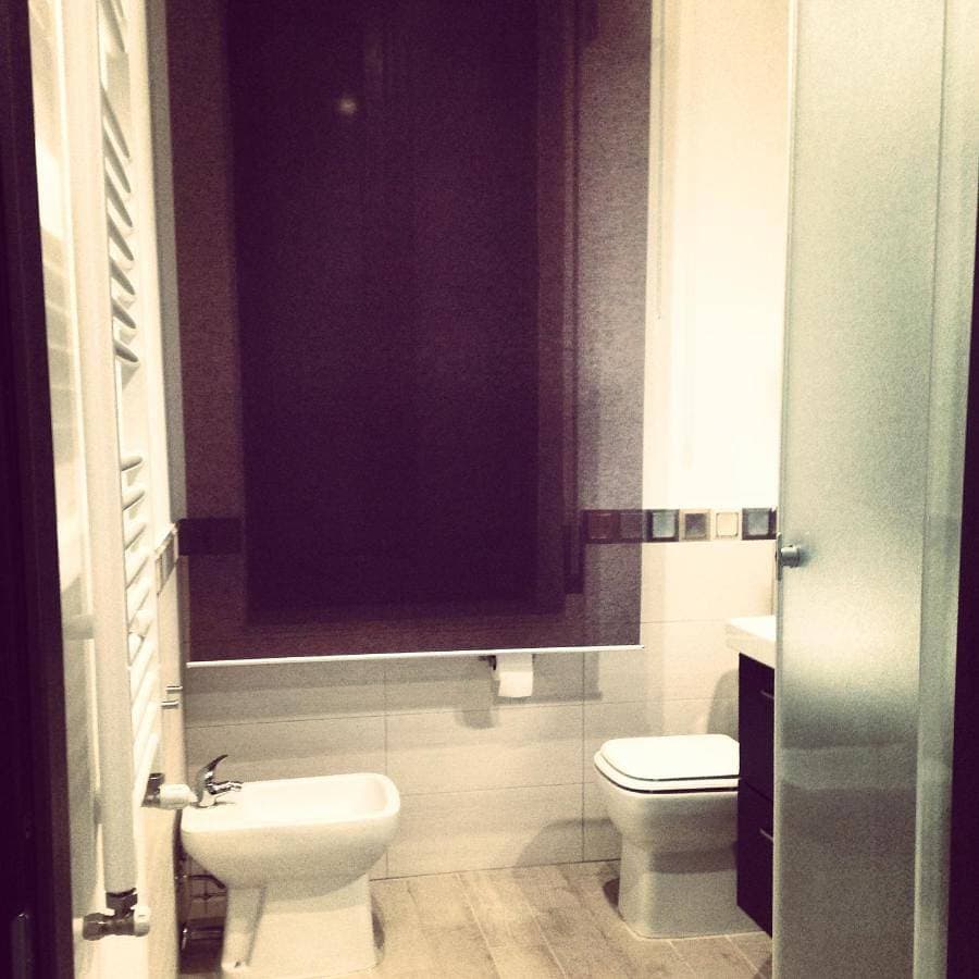 Foto 5 von 10: Double Room with Private Bathroom