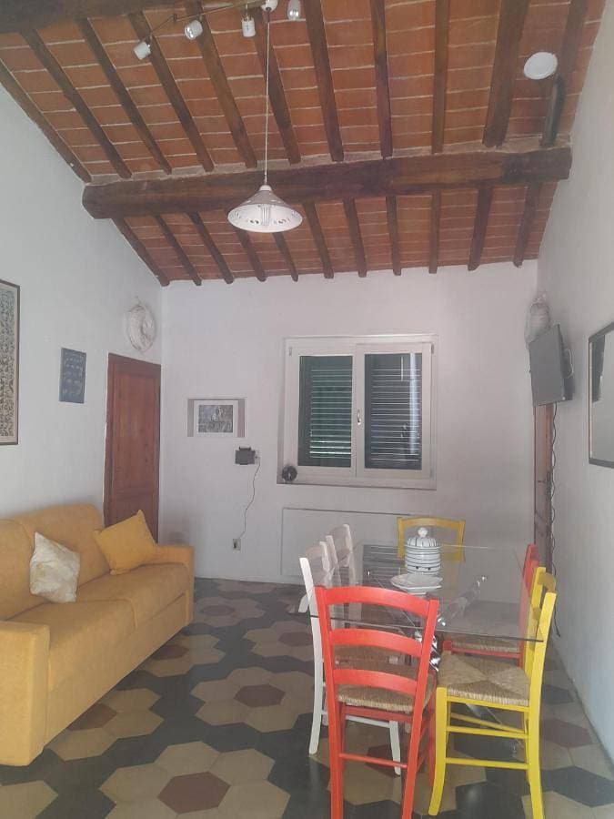 Foto 2 von 27: Two-Bedroom Apartment