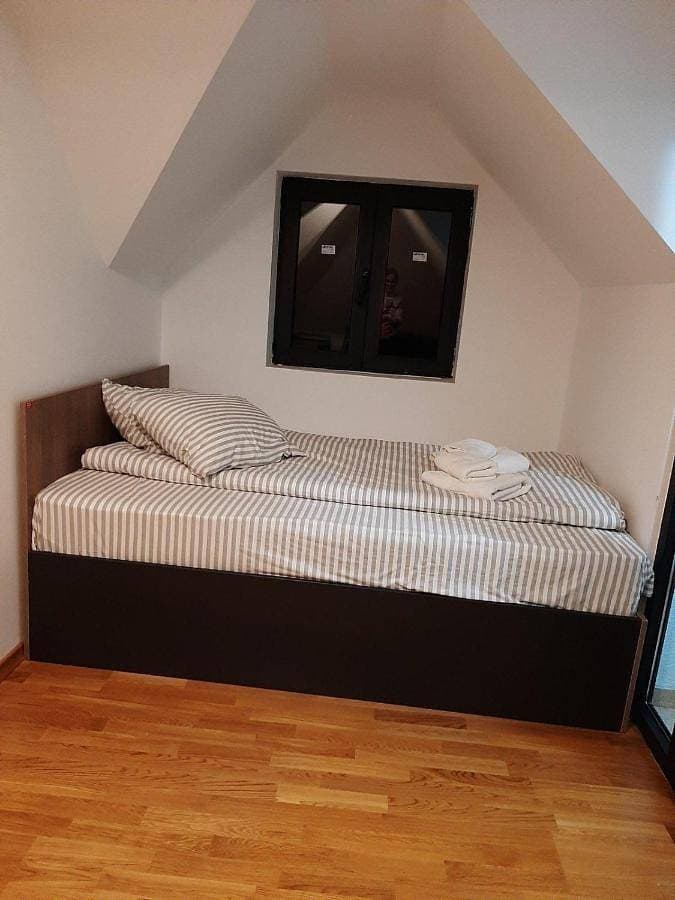 Foto 3 von 13: One-Bedroom Apartment