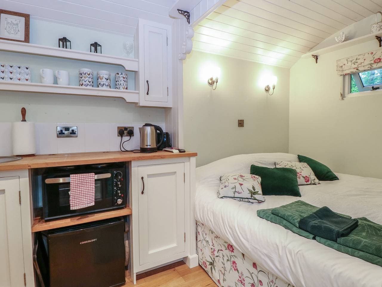 Foto 11 von 26: Hütte für 2 Personen mit Garten