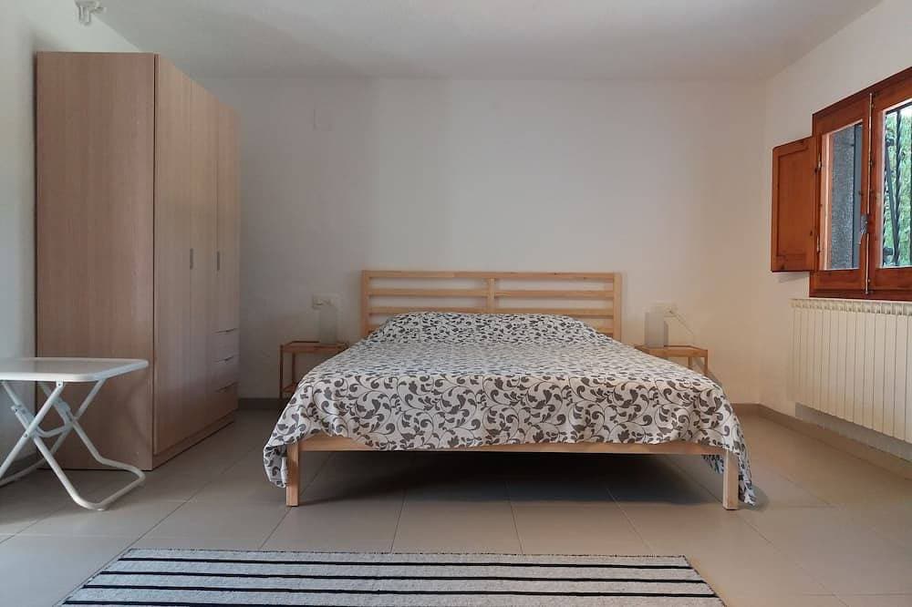 Foto 3 von 25: Erdgeschosswohnung in Villa, 2 p, 3 km vom Strand entfernt