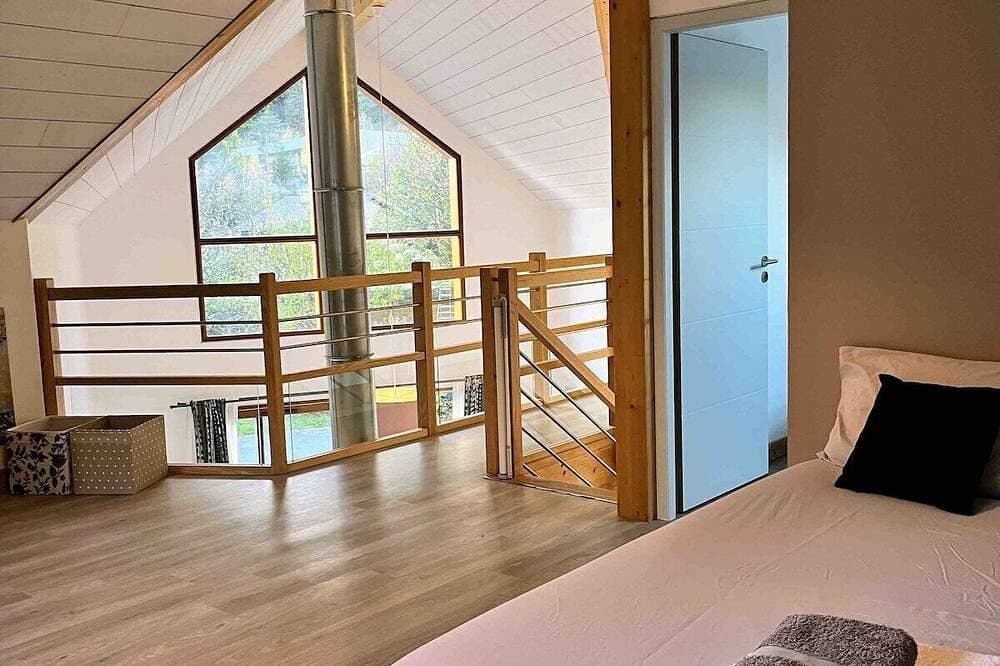 Foto 4 von 30: Impressive Chalet - Sleeps 7