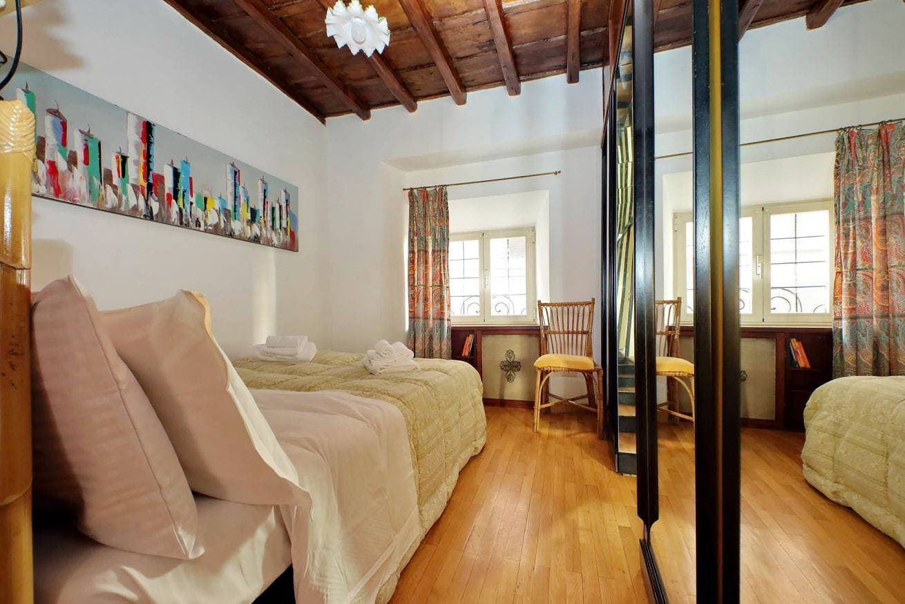 Foto 7 von 28: Ferienwohnung für 4 Personen mit Balkon/Terrasse