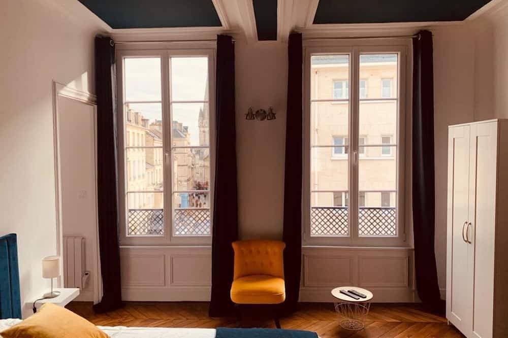 Foto 2 von 25: Apartment-Deluxe-Eigenes Badezimmer-Blick auf das Wahrzeichen