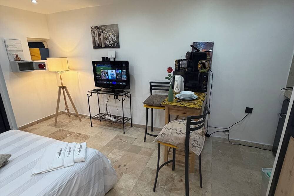 Foto 5 von 30: Tremendous 1-bedroom apartment with AC in Rueil-Malmaison
