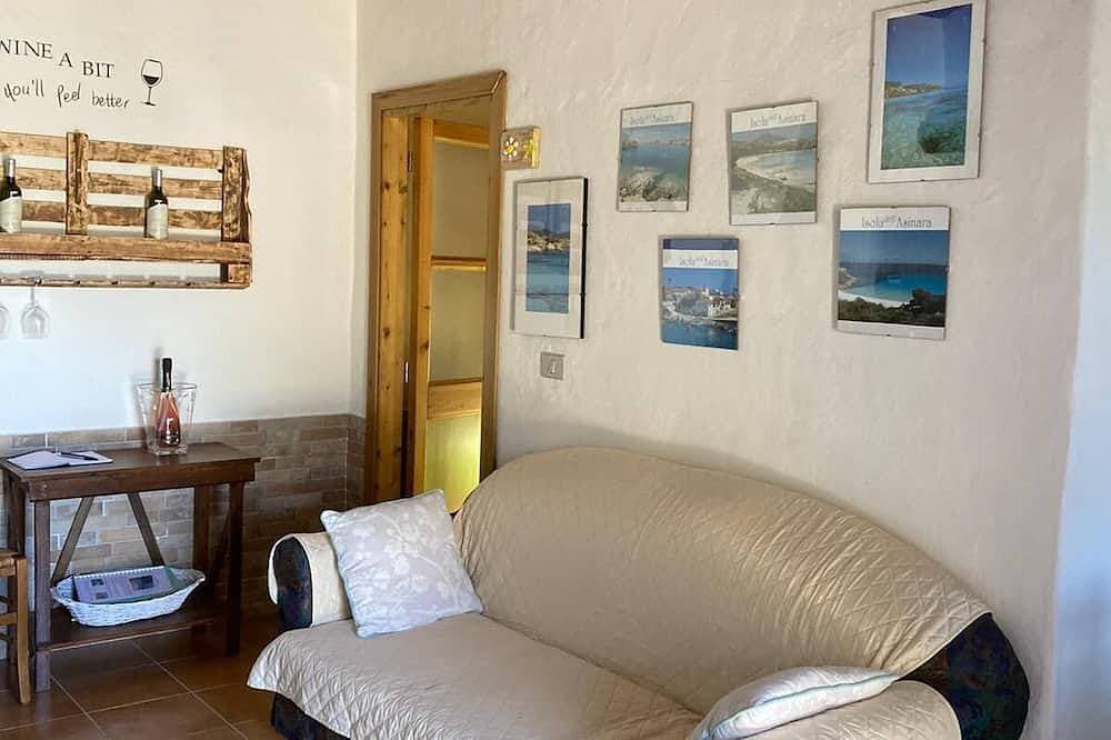 Foto 7 von 30: Eighteenth-century villa with pool sleeps seven