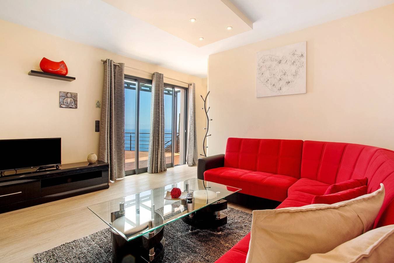 Foto 4 von 24: Ferienwohnung 'Sunparadise' mit Privatterrasse, WLAN und Klimaanlage