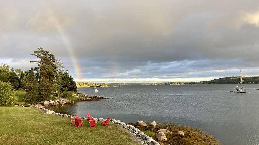 Foto 11 von 36: Cottage Cove Oceanfront Retreat