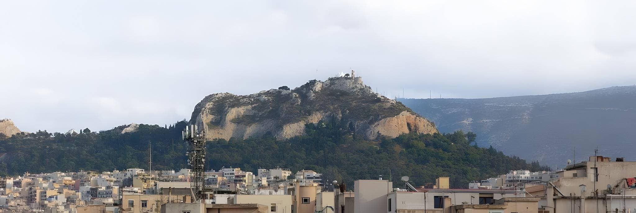 Foto 4 von 52: Cozy Studio mit Aussicht in Athen – Private Terrasse, WLAN & Klimaanlage