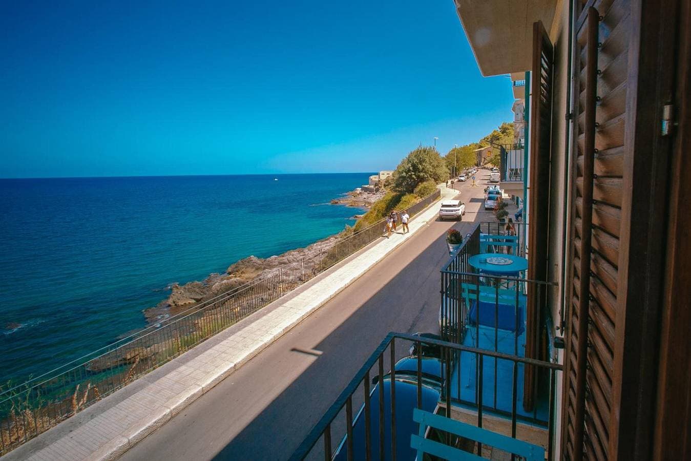 Foto 3 von 30: Ferienwohnung 'Scinniamare Con Vista' mit Meerblick, WLAN und Klimaanlage