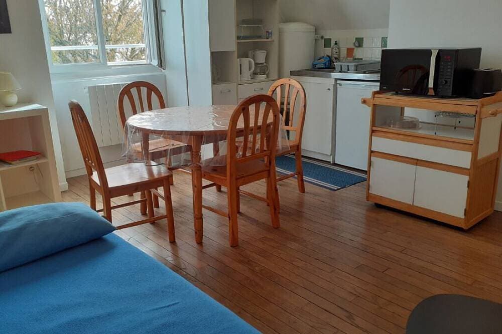 Appartement de 38 m2 au Sein D'une Petite Résidence Avec Jardin 1