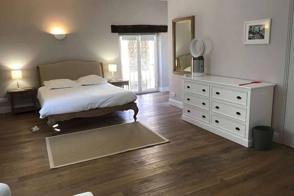 Foto 2 von 8: Renovierte Maisonette im Schloss aus dem 17. Jh