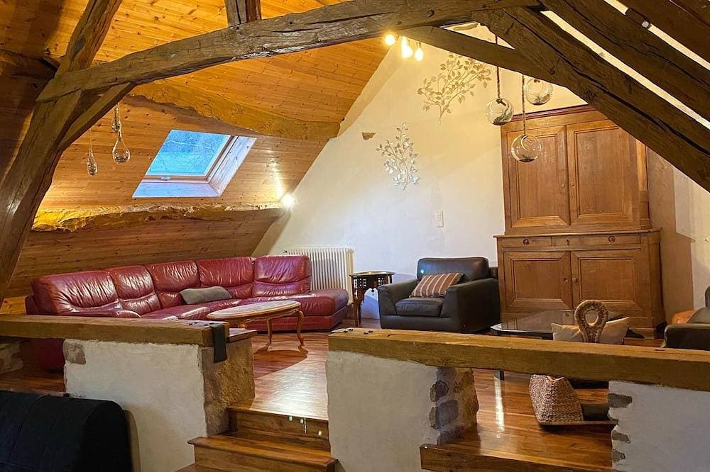 Foto 10 von 26: Gîte de la Doit, auf dem Land, Schlafplätze für 14, privater Pool