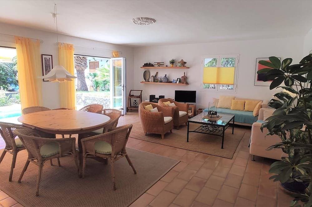 Foto 6 von 27: Casa Verano Komfortable Villa mit privatem Pool. Nur Erwachsene / Adults only