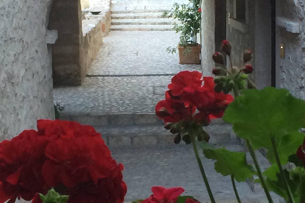 Foto 9 von 30: Boutique Umbrian Haus mit Spa & Hoteleinrichtungen