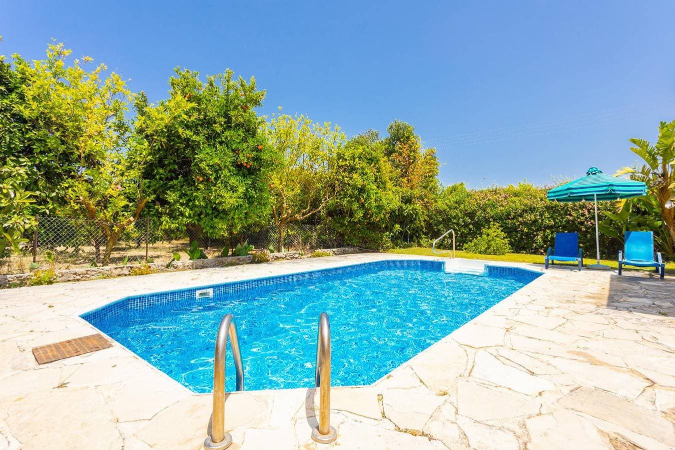 Foto 4 von 26: Villa für 4 Personen mit Meerblick