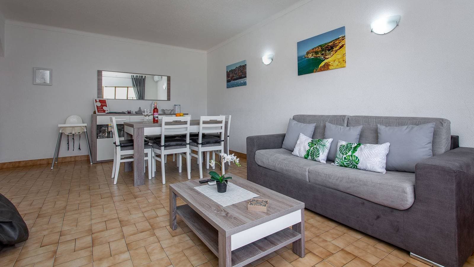 Foto 11 von 32: Ferienwohnung für 6 Personen mit Balkon
