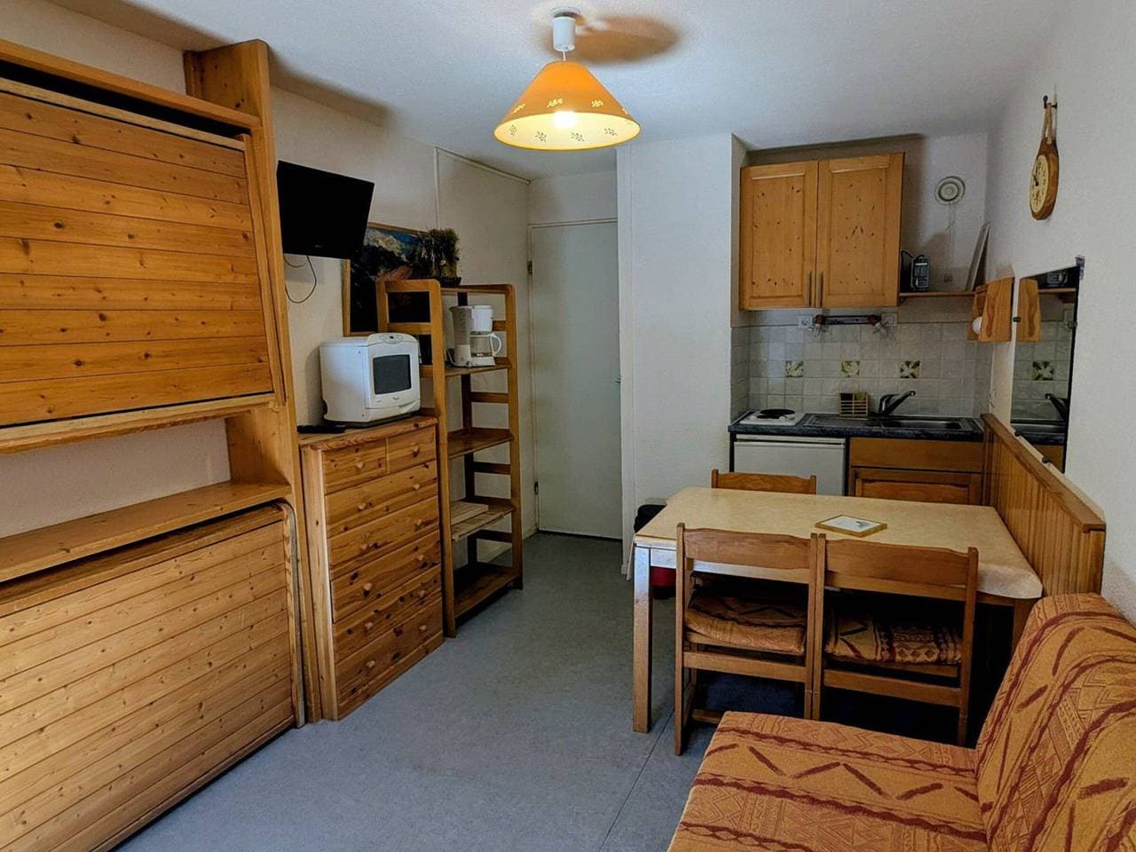 Foto 3 von 9: Studio für 3 Pers, direkt an der Piste, Balkon
