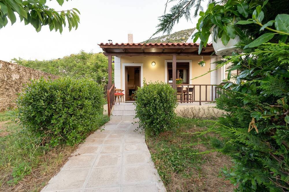Cozi Mountain House -Agritourism Organic Farming -Lassithi Plateau- Crete 1
