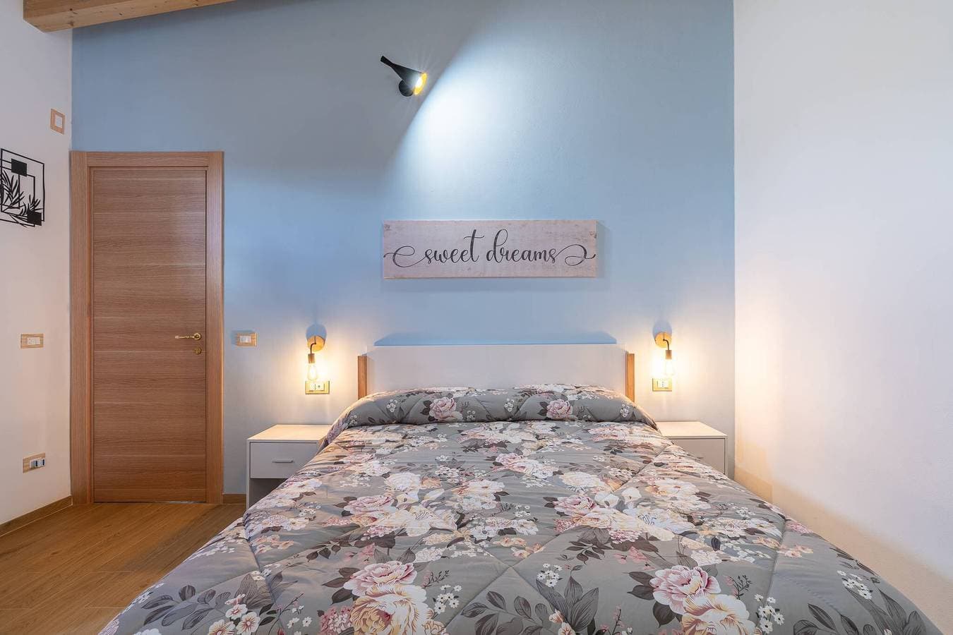 Foto 9 von 24: Zimmer 'Baglio Netino - Valentina' mit Meerblick, WLAN und Klimaanlage