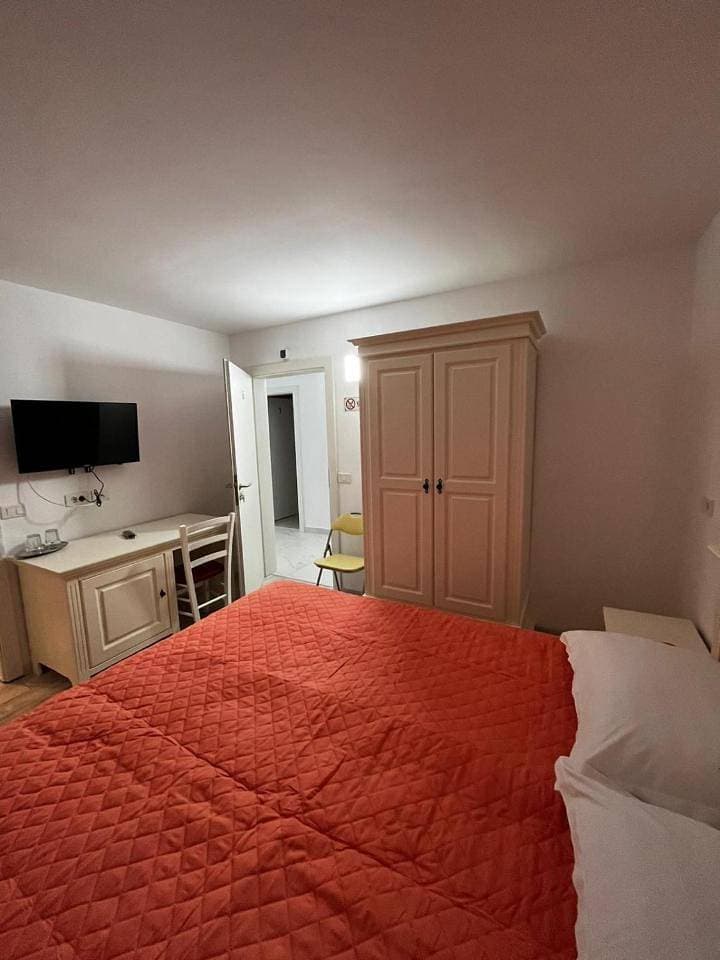 Foto 9 von 10: Double Room