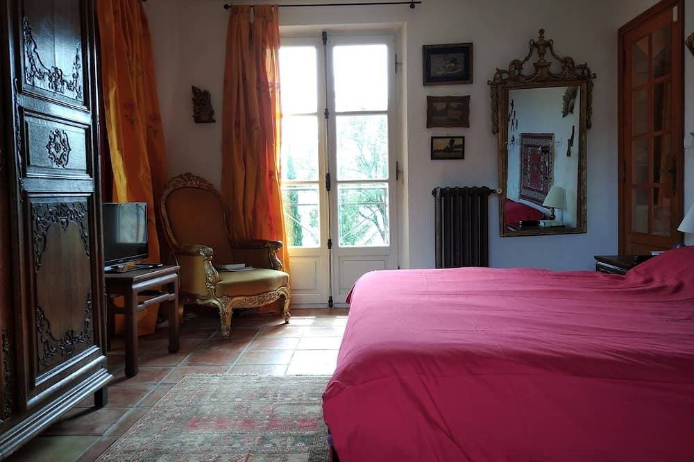 Foto 3 von 30: Charmante Villa, 15 km von Nizza Mittlere Berge Mit Aussicht Und Schwimmbad