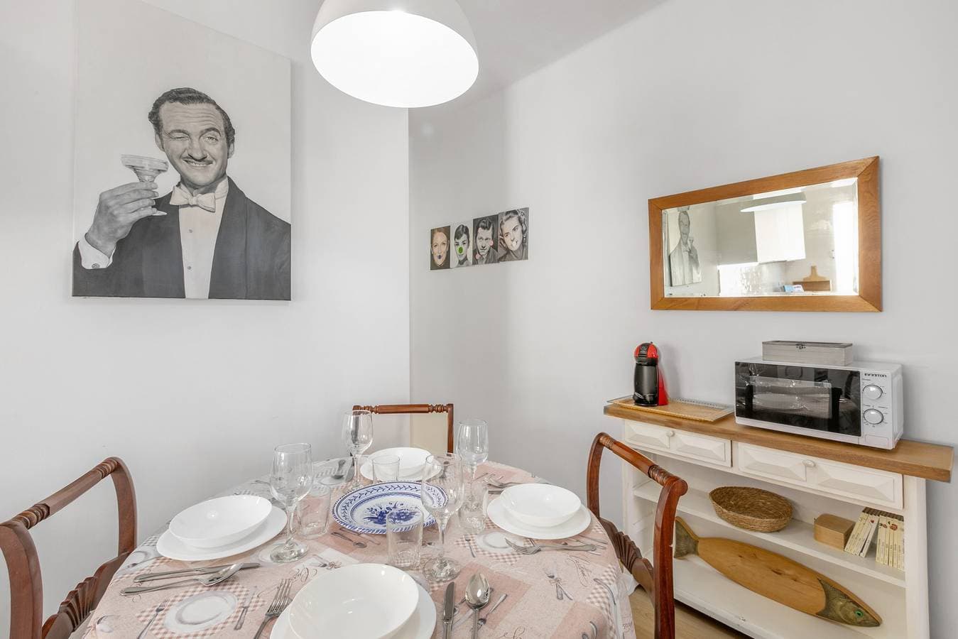 Foto 8 von 27: Ferienwohnung 'Santa Cruz Art Home' mit Balkon und WLAN