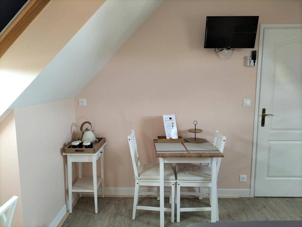 Foto 4 von 22: Double Room with Private Bathroom
