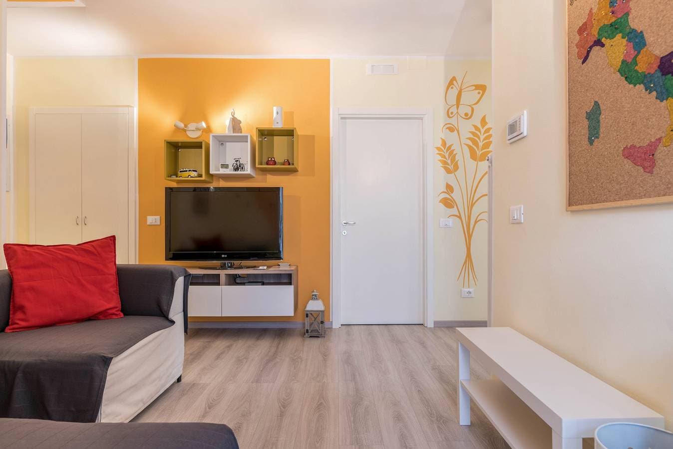 Foto 5 von 32: Kinderfreundliche Ferienwohnung "Le Quattro Stagioni" am See mit Bergblick