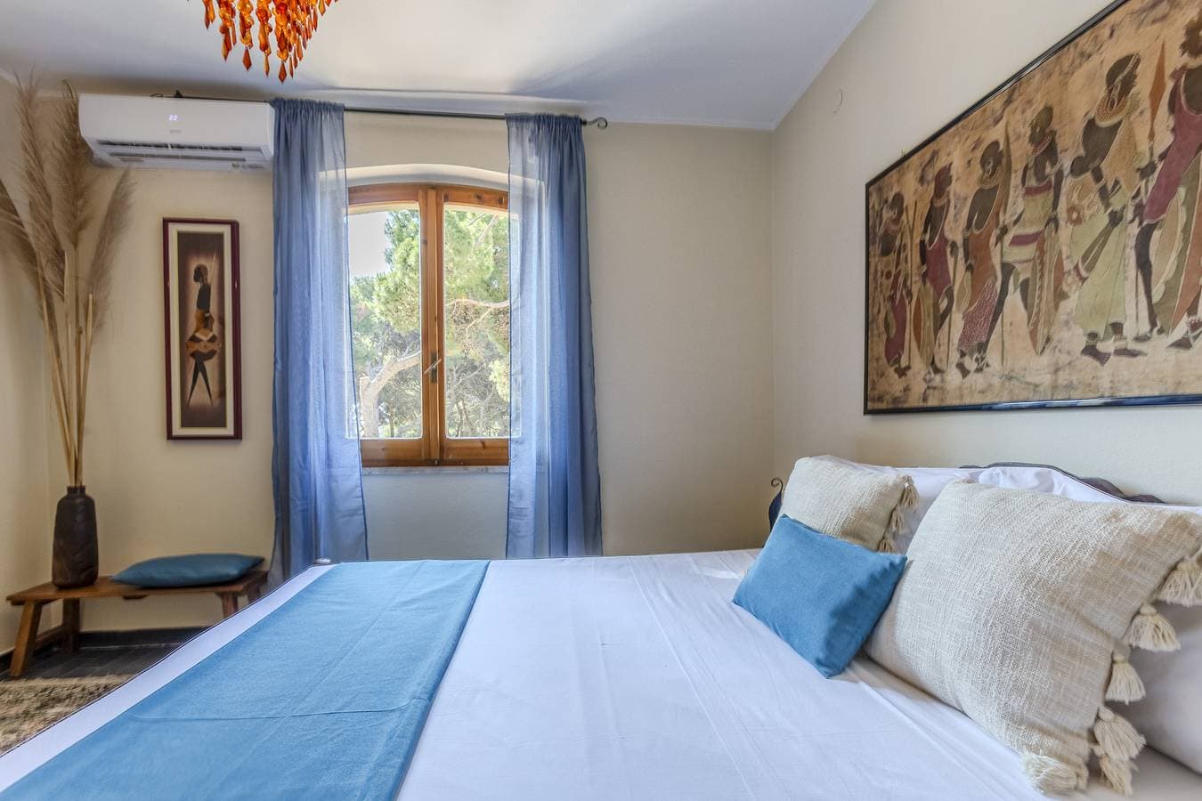 Villa Etnic Eloise  a walk from Porto Pino beach 1