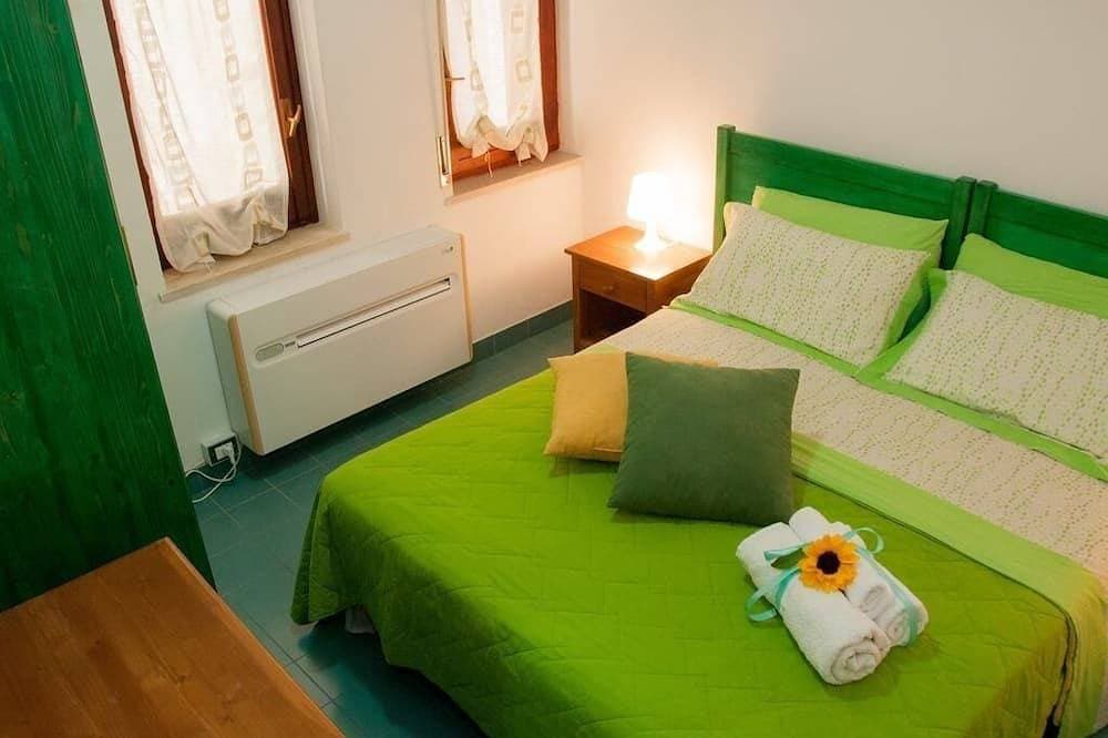 Foto 4 von 17: Apollo's Terraces Beach apartments less than 20 m from the sea! Ponente