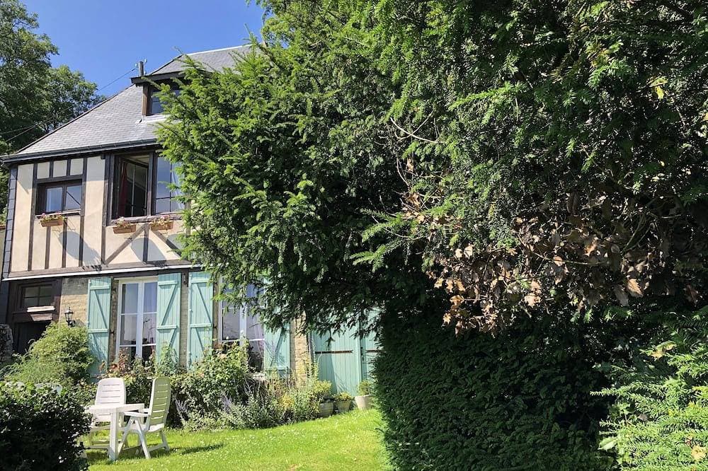 Foto 7 von 20: Maison Ancienne Avec son Jardin Privatif