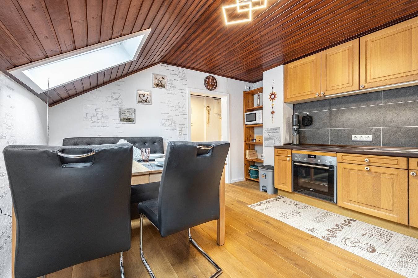 Foto 11 von 23: Ferienwohnung 'Mit Flair' mit Privatterrasse, Balkon und Wi-Fi