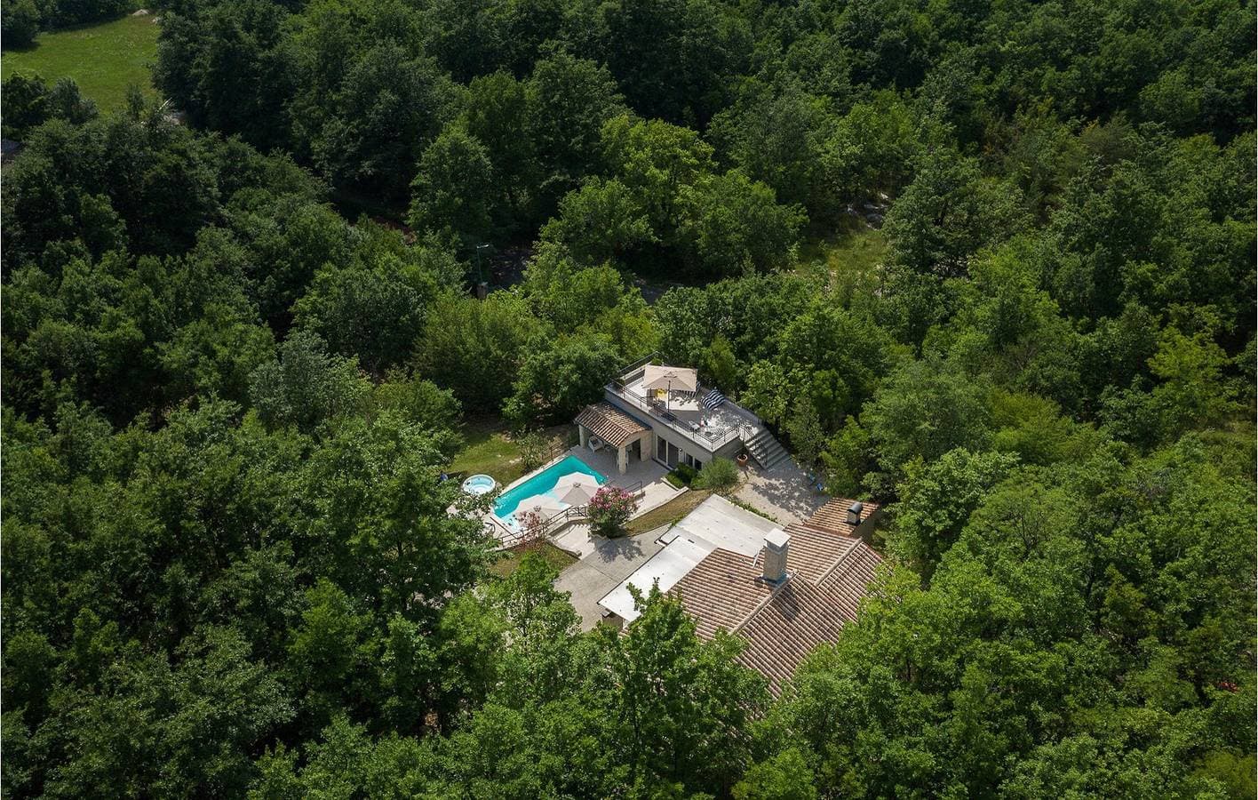 Foto 3 von 57: Charmante Unterkunft, 2 km von Pićan entfernt: 120 m² große Ferienwohnung mit Pool und WLAN