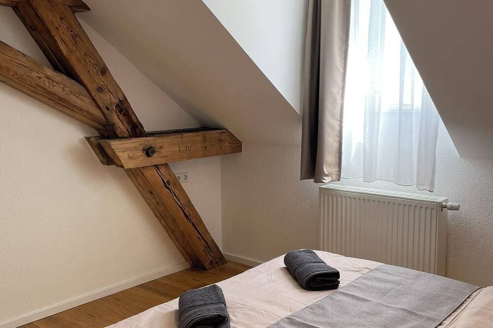 Foto 3 von 20: Schloss Espasingen am Bodensee | Ferienwohnung Murillo Suite