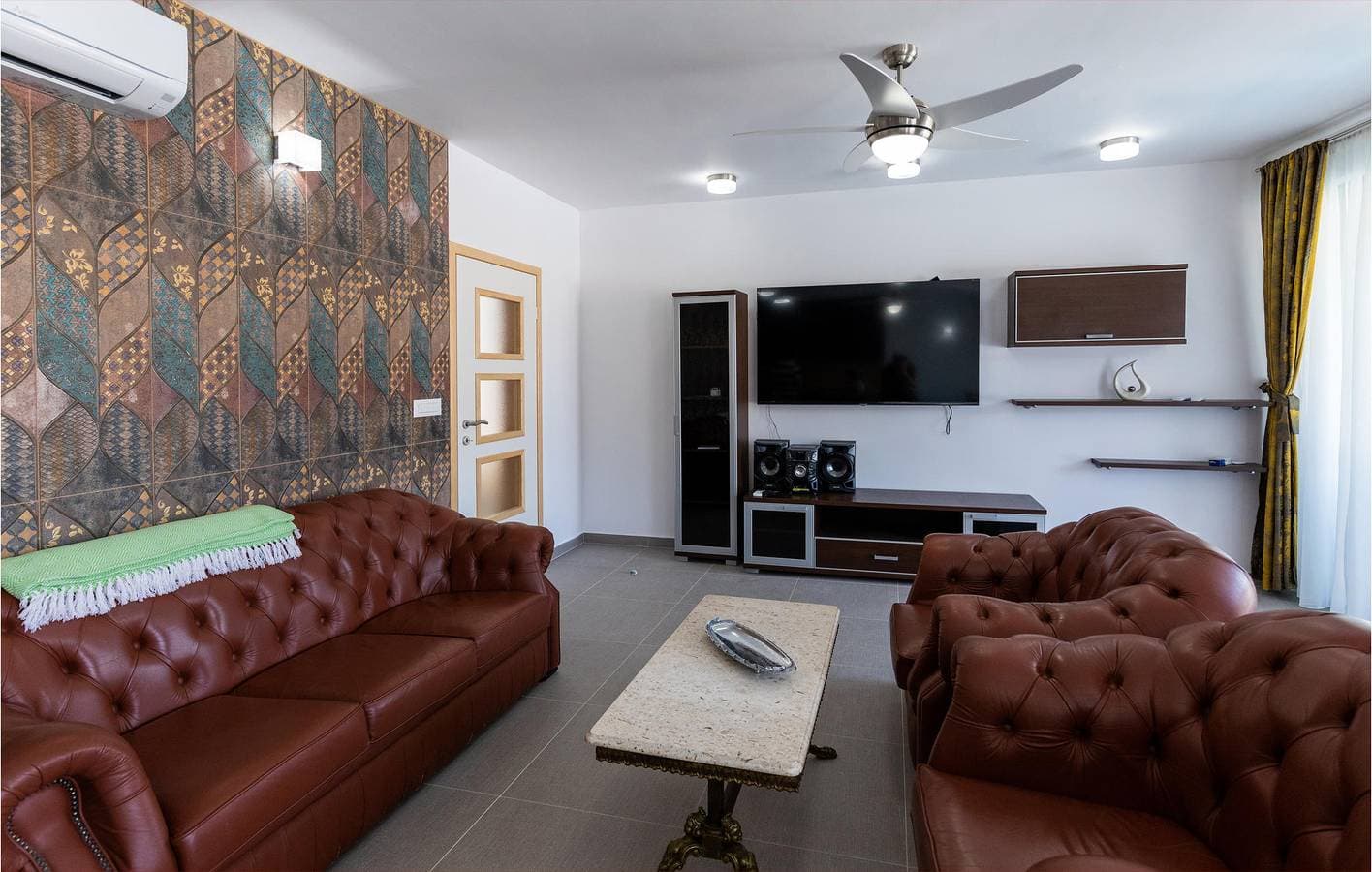 Foto 12 von 52: Gemütliche Ferienwohnung mit Meerblick, Pool, WLAN und Parkplatz – 300 m vom Strand entfernt