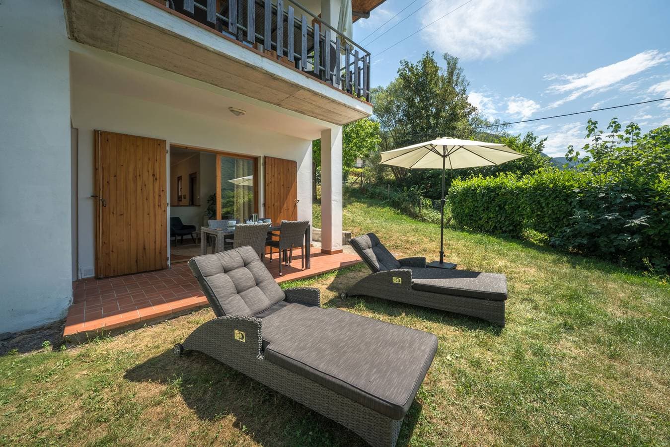 Foto 5 von 17: Ferienwohnung für 4 Personen mit Seeblick