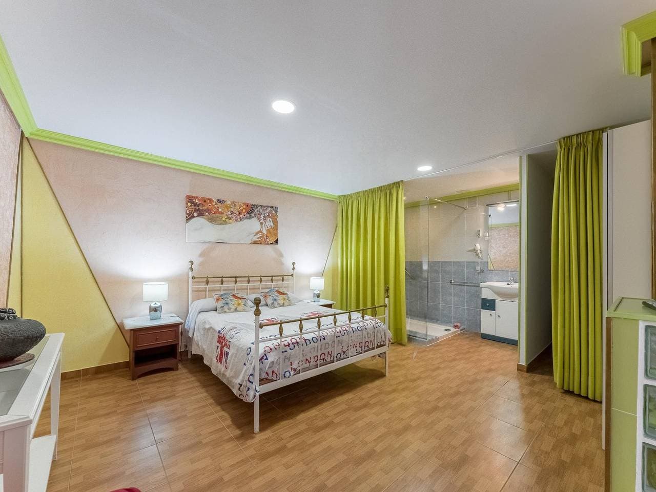 Foto 13 von 36: Wohnung mit Gemeinschaftspool und Garten