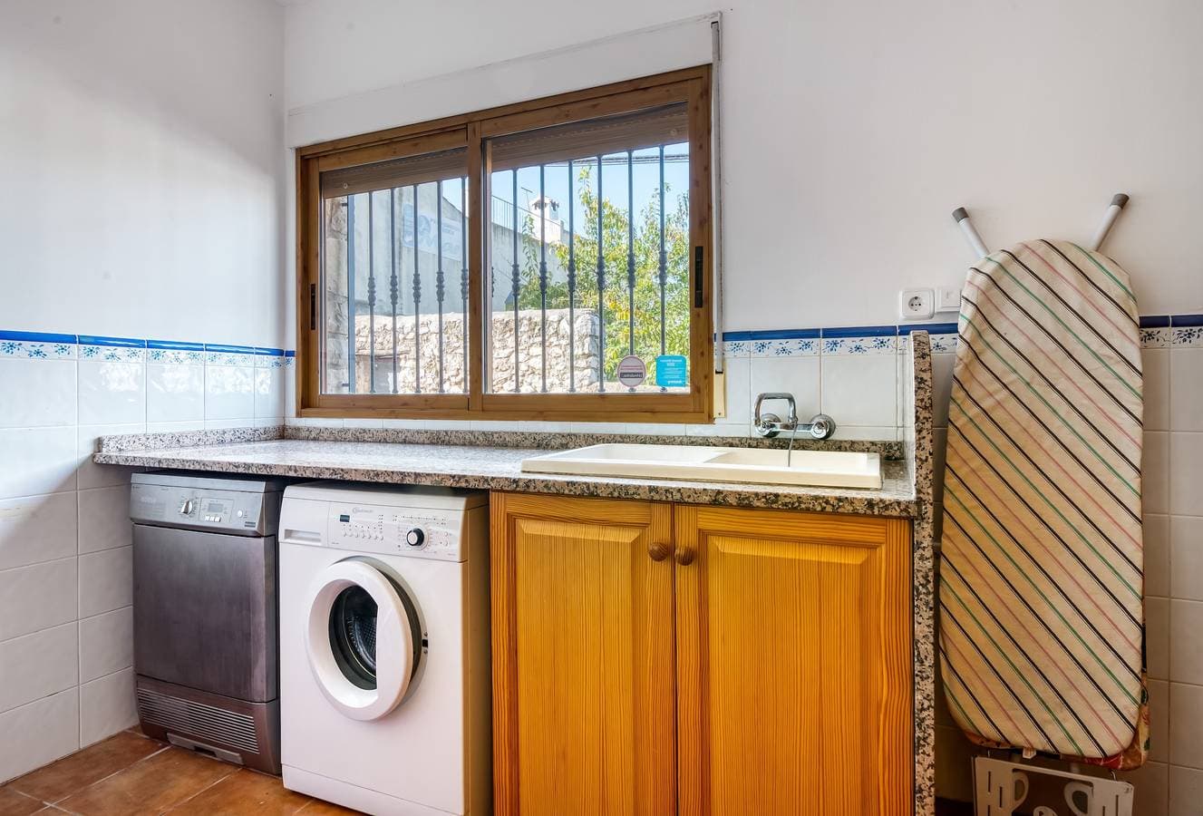 Foto 12 von 32: Ferienwohnung 'Carrebaix' mit Wi-Fi und Klimaanlage