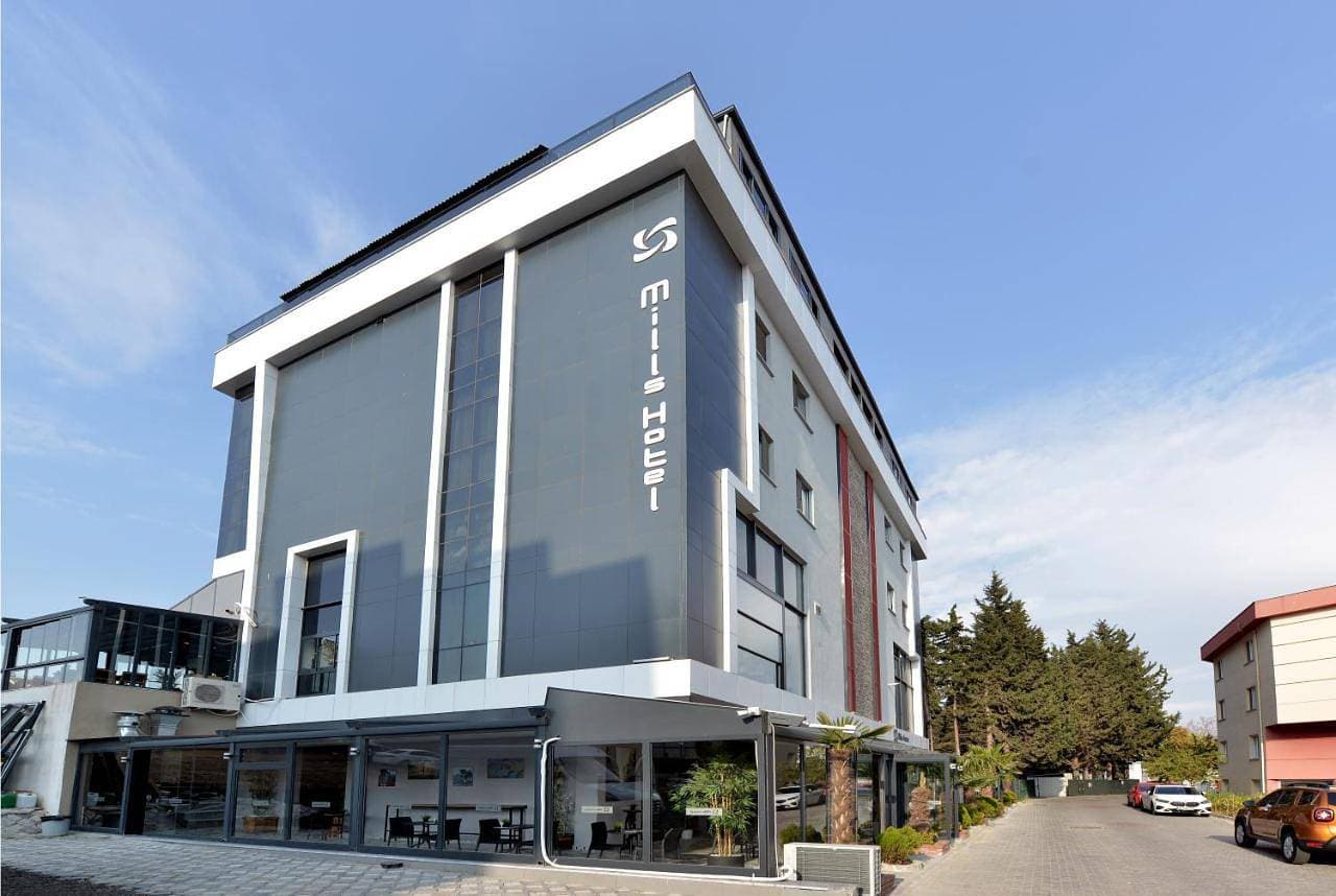 MİLLS HOTEL 1