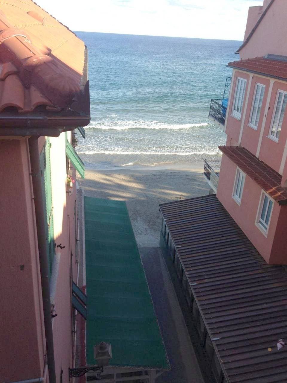 Attico Fronte Mare Alassio 1