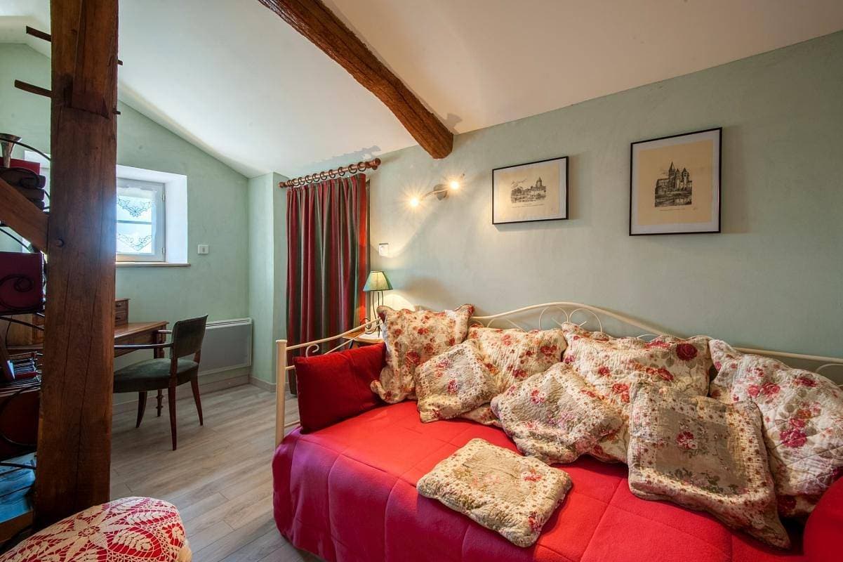 Foto 4 von 16: La Maison aux Pierres Levées