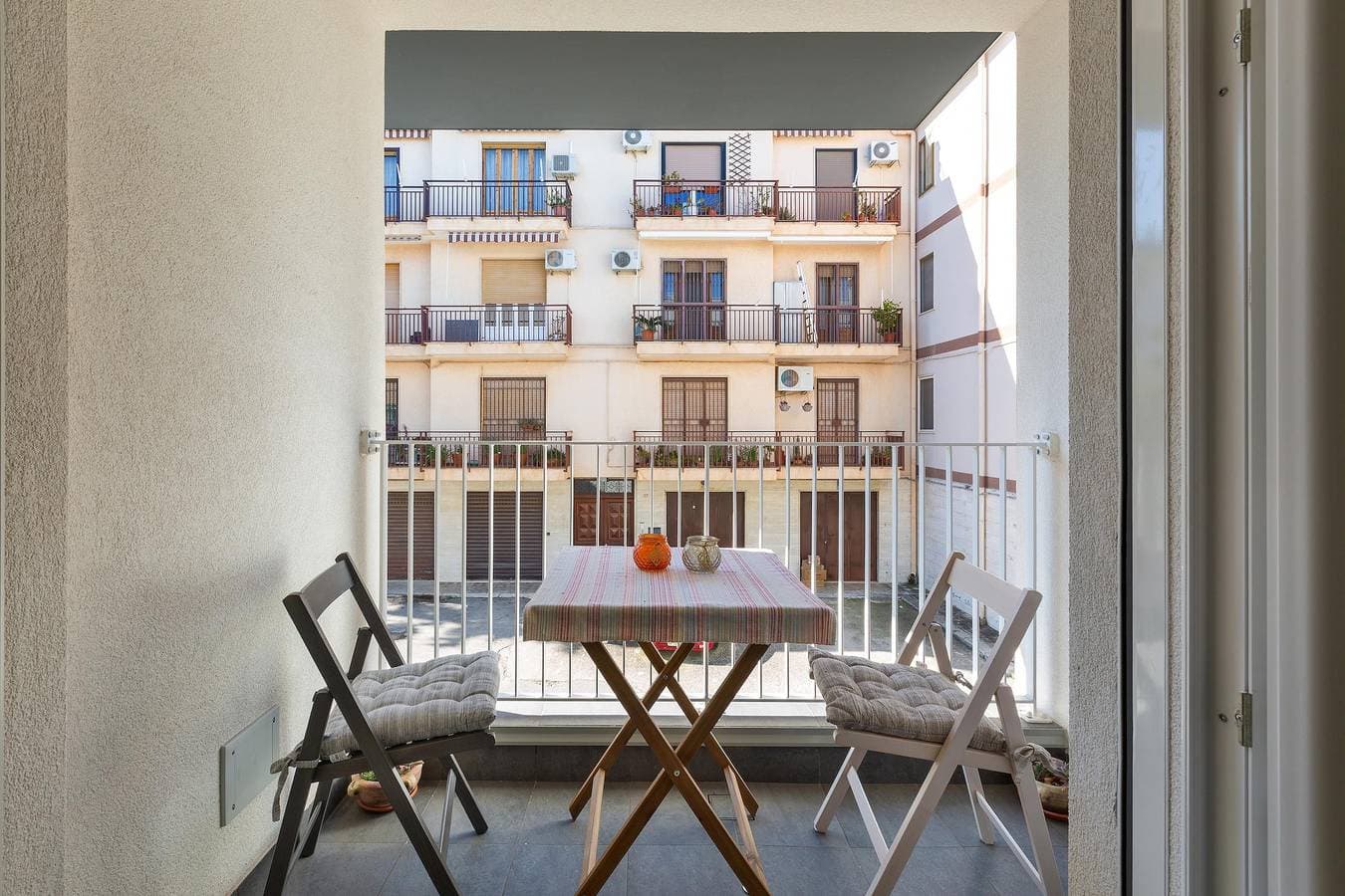 Foto 6 von 26: Ferienwohnung für 4 Personen mit Balkon