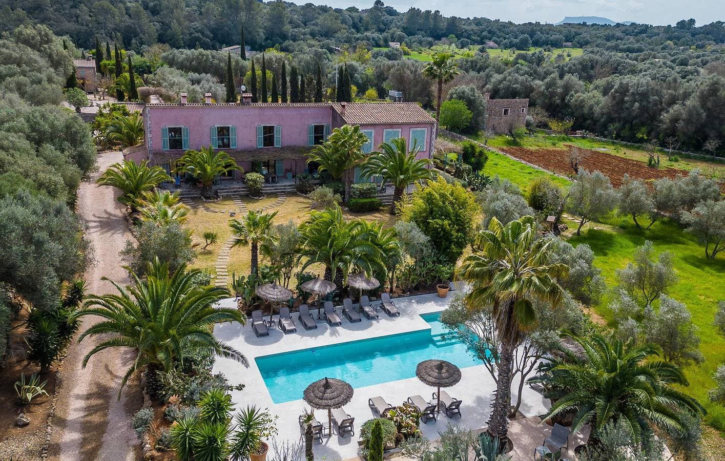Moderne Wohnung mit Terrasse und Pool - 2km nach Jornets 1